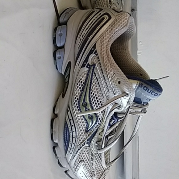 Saucony Shoes - Saucony Excursion TR 5.   Size 8(wide)